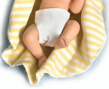 Load image into Gallery viewer, The Ashton - Drake Galleries Bundle Of Sunshine Issue #3 Hand-Painted Lifelike Pint-Sized Sweet-As-Can-Be Babies  Miniature Baby Doll by Sherry Rawn 4-inches - RCE Global Solutions