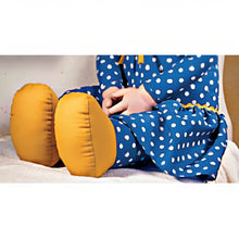 Load image into Gallery viewer, The Ashton - Drake Galleries Soft & Huggable Mrs. Beasley Poseable Vinyl Talking Doll 11 Phrases from "Family Affair" Characterized by Actress Cheryl Ladd 20-inches - RCE Global Solutions