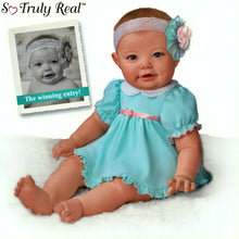 Load image into Gallery viewer, The Ashton-Drake Galleries Such A Doll Photo Contest Collection Issue #2: 'Emerie' Baby Doll Handcrafted Lifelike with RealTouch® Vinyl and Hand-Rooted Hair by Ping Lau 18-Inches - RCE Global Solutions