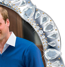 Load image into Gallery viewer, The Bradford Exchange Her Royal Highness Commemorative Collector Plate Prince William and Catherine with Newly Born Princess Charlotte of Cambridge 7.5-inches - RCE Global Solutions