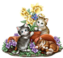 Load image into Gallery viewer, The Bradford Exchange Springtime Discoveries Seasons in the Garden Sculpture Collection Issue #1 Lifelike Kittens Hand Painted & Hand Crafted Sculpture by Kayomi Harai 7-inches - RCE Global Solutions