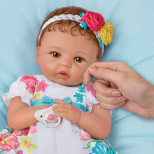 Load image into Gallery viewer, The Ashton-Drake Galleries Presley RealTouch Vinyl Lifelike Baby Doll by Cheryl Hill "Coos" At Your Touch 16-inches - RCE Global Solutions
