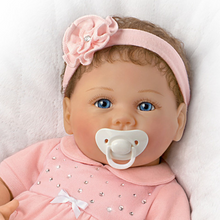 Load image into Gallery viewer, The Ashton - Drake Galleries Chloe Coos So Truly Real® Vinyl Interactive Doll Breathes and Coos Weighted Poseable Baby Girl Doll by Linda Murray 18"-inches - RCE Global Solutions