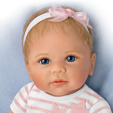 Load image into Gallery viewer, The Ashton - Drake Galleries A Star is Born Lifelike So Truly Real® Baby Girl Doll Weighted Fully Poseable with Soft RealTouch® Vinyl Skin by Award Winning Master Doll Artist Linda Murray 17"-inches - RCE Global Solutions