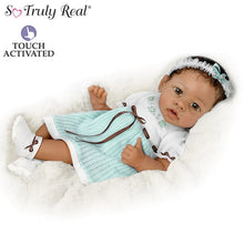 Load image into Gallery viewer, The Ashton-Drake Galleries Alicia&#39;s Gentle Touch Curls Her Hand Around Your Finger So Truly Real® Lifelike Interactive &amp; Realistic African American Black Baby Girl Doll by Linda Murray 22-inches - RCE Global Solutions
