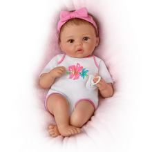 Load image into Gallery viewer, The Ashton-Drake Galleries Presley Baby Doll Handcrafted PerfectTouch Vinyl by Cheryl Hill 16-inches - RCE Global Solutions
