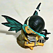 Load image into Gallery viewer, The Hamilton Collection Soulquest the Spirit of Magic Raccoon and Fairy figurine Issue #8 Hand-Painted Resin from Jasmine BecketGriffith's Spirit Maidens Collection 4-inches
