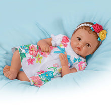 Load image into Gallery viewer, The Ashton-Drake Galleries Presley RealTouch Vinyl Lifelike Baby Doll by Cheryl Hill &quot;Coos&quot; At Your Touch 16-inches - RCE Global Solutions
