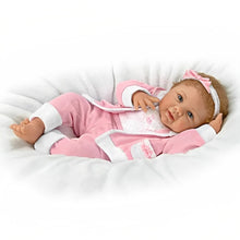 Load image into Gallery viewer, The Ashton - Drake Galleries I Sure Do Love Ewe Lifelike So Truly Real® Baby Girl Doll Magnetic Pacifier Weighted Fully Poseable with Soft RealTouch® Vinyl Skin by Doll Artist Linda Murray 19&quot;-Inches - RCE Global Solutions
