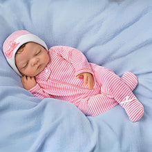 Load image into Gallery viewer, The Ashton-Drake Galleries So Truly Real Hazel&#39;s Warming Cuddles Realistic Baby Doll Feat, 2 Built-in Warming Pads That Heat Up at Touch of A Button 18.5-inches - RCE Global Solutions
