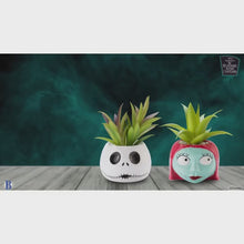 Load and play video in Gallery viewer, The Bradford Exchange Disney Tim Burton&#39;s The Nightmare Before Christmas Succulent Sculpture Collection Issue #1: &#39;The Pumpkin King and Jack Skellington&#39; Handcrafted Ceramic Pot with Artificial Cacti Halloween Decorations 3-Inches
