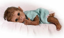 Load image into Gallery viewer, The Ashton-Drake Galleries Clementine So Truly Real® Weighted Poseable Baby Girl Monkey Doll with RealTouch® Vinyl Skin by Linda Murray 14&quot;-inches - RCE Global Solutions
