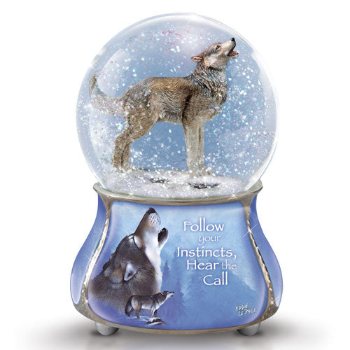 The Bradford Exchange Spirits Within Musical Wolf Glitter Globe: Gray Guardian by Eddie Lepage 5.75-inches